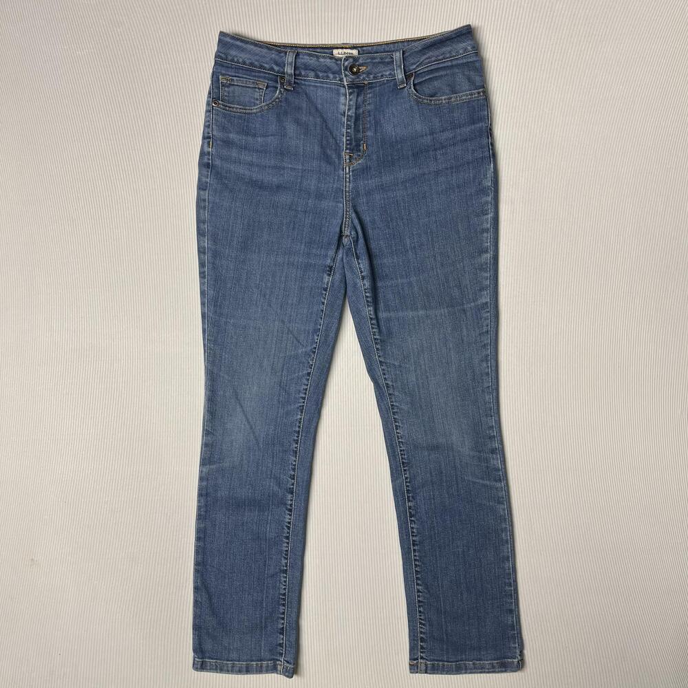 L.L. Bean Jeans Womens 8 Petite Blue Med Wash Classic Fit Straight Denim 30x29